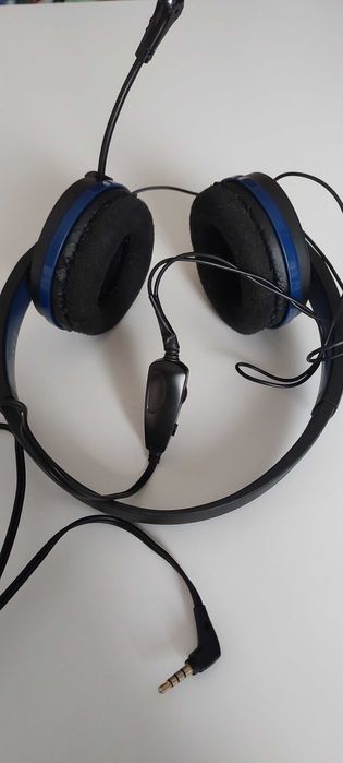 Essential Starter Kit Hori PS4 (Acessórios PS4)