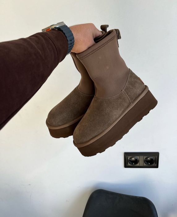 Зимние угги,натуральная замша,карамельного цвета.