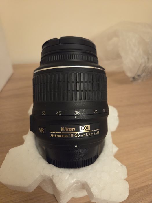 Obiektyw Nikon DX 18-55 oraz DX 55-200
