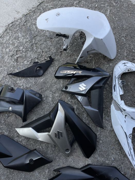 Пластик Suzuki gsr 750 2011-2016