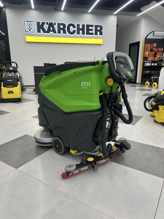 Вживана підлогомийна машина IPC CT 71