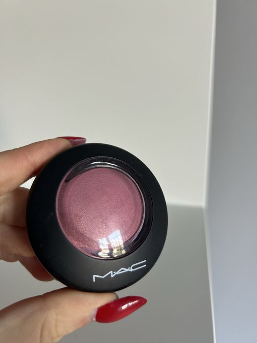 Mac róż gentle mineralize blush nowy cosmetics rozswietlajacy