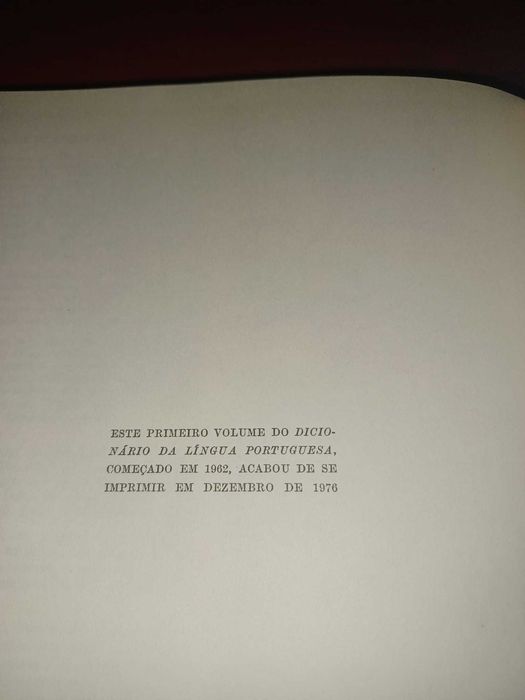 Dicionário da Língua Portuguesa - Academia das Ciências de Lisboa