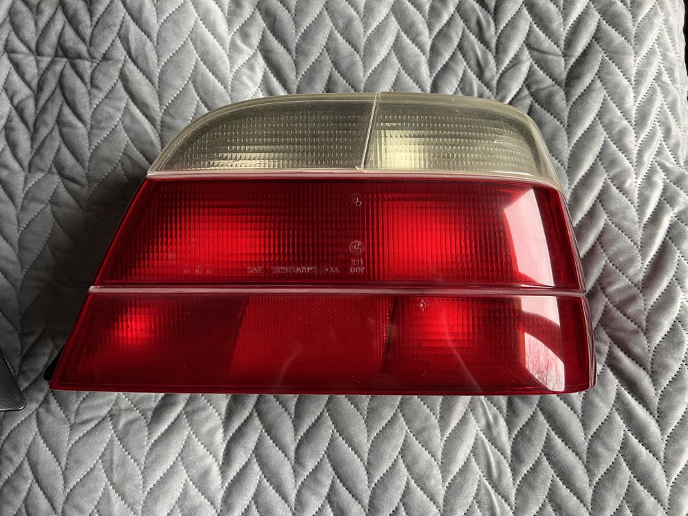 Lampy tylne tył BMW E38 Ori biały kierunek przedlift komplet