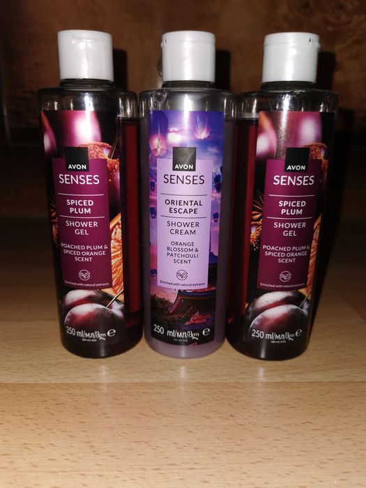 Damski żel pod prysznic Avon senses 250 ml