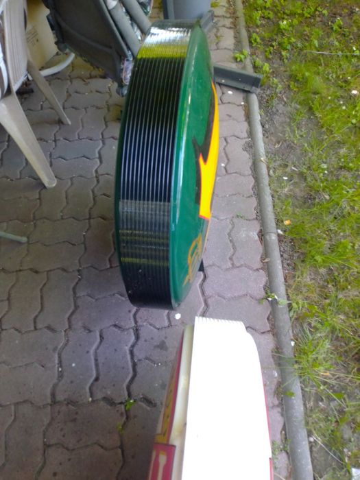 Kasetony reklamowe świetlne