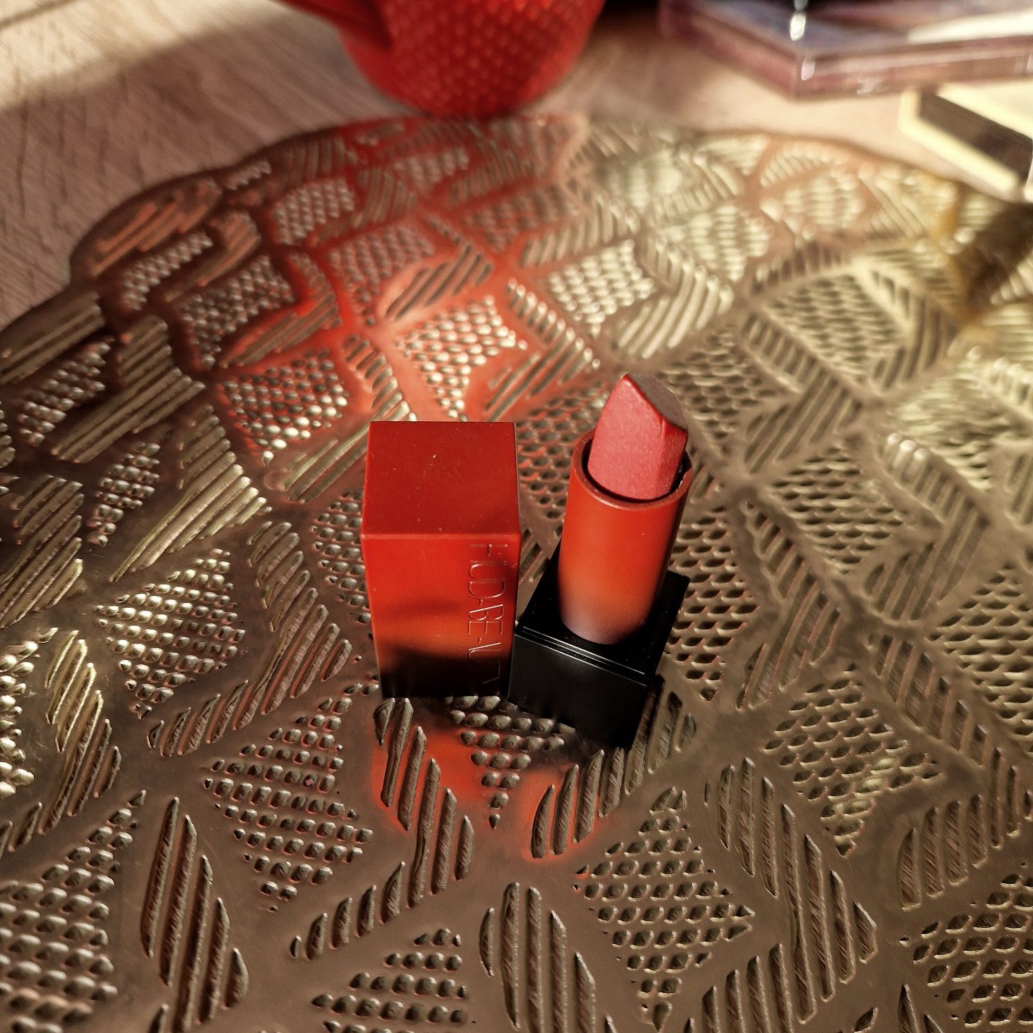 HUDA BEAUTY Power Bullet Matte Lipstick Promotion Day pomadka szminka