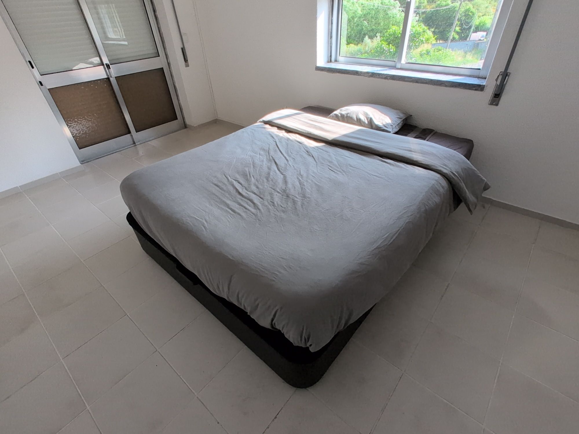 Conjunto Cama IKEA (tudo incluído)