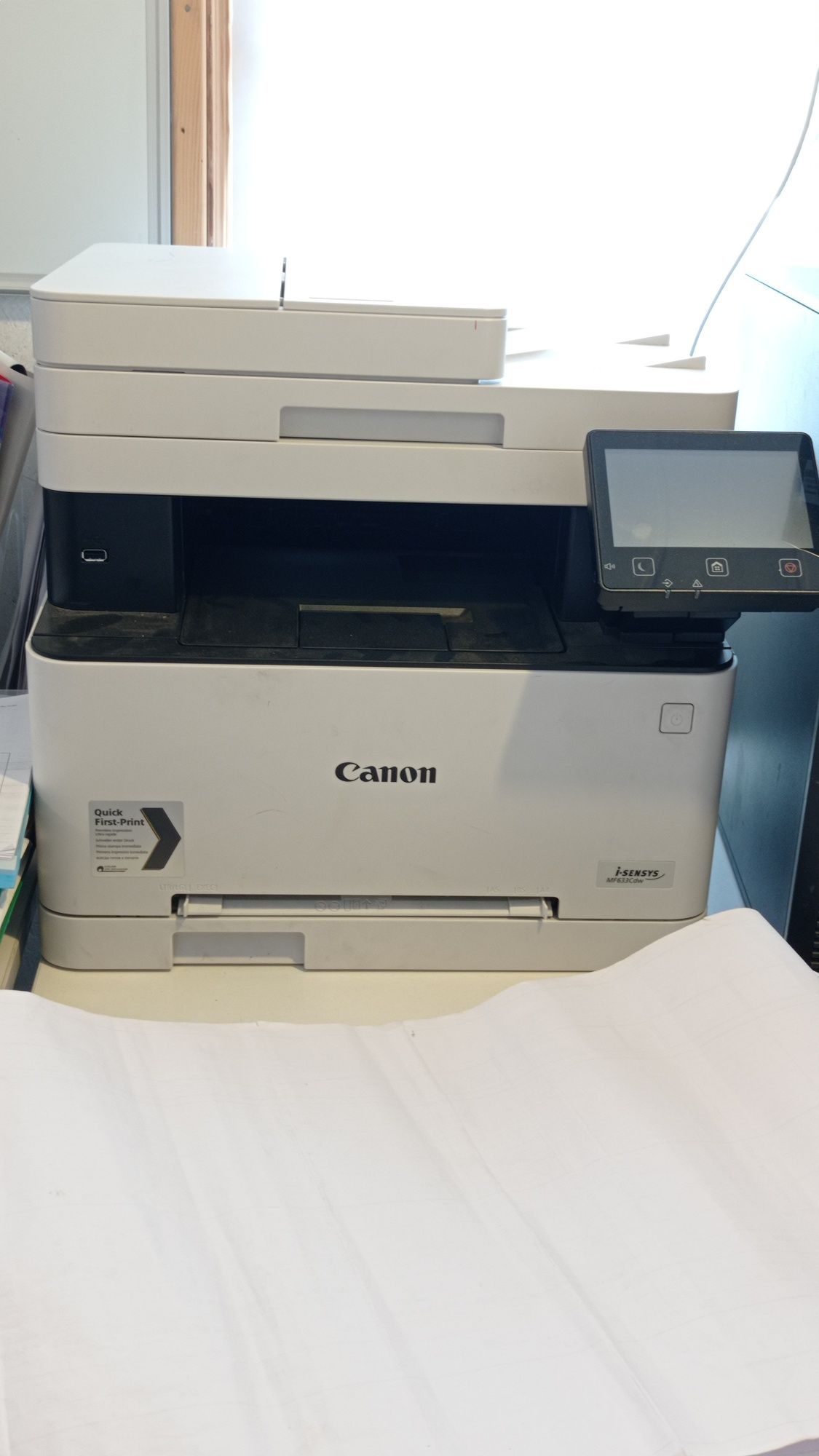 Продам принтер бу Canon i-SENSYS MF633CDW бу