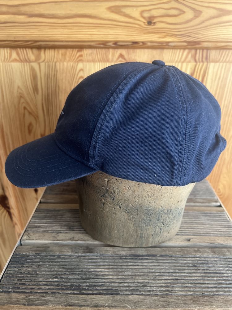 Sprzedam czapkę z daszkiem firmy GANT  rozmiar L/XL 57-60 cm
