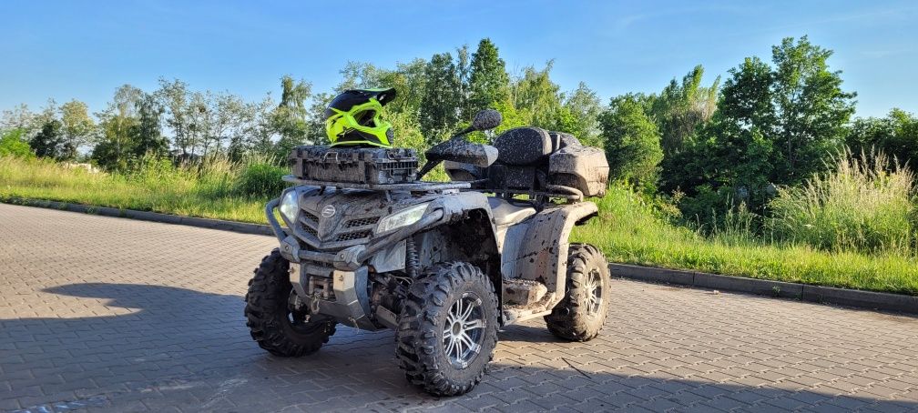Prezent Wynajem Quadów wyprawy w teren Quady przeprawowe 4x4 Rybnik