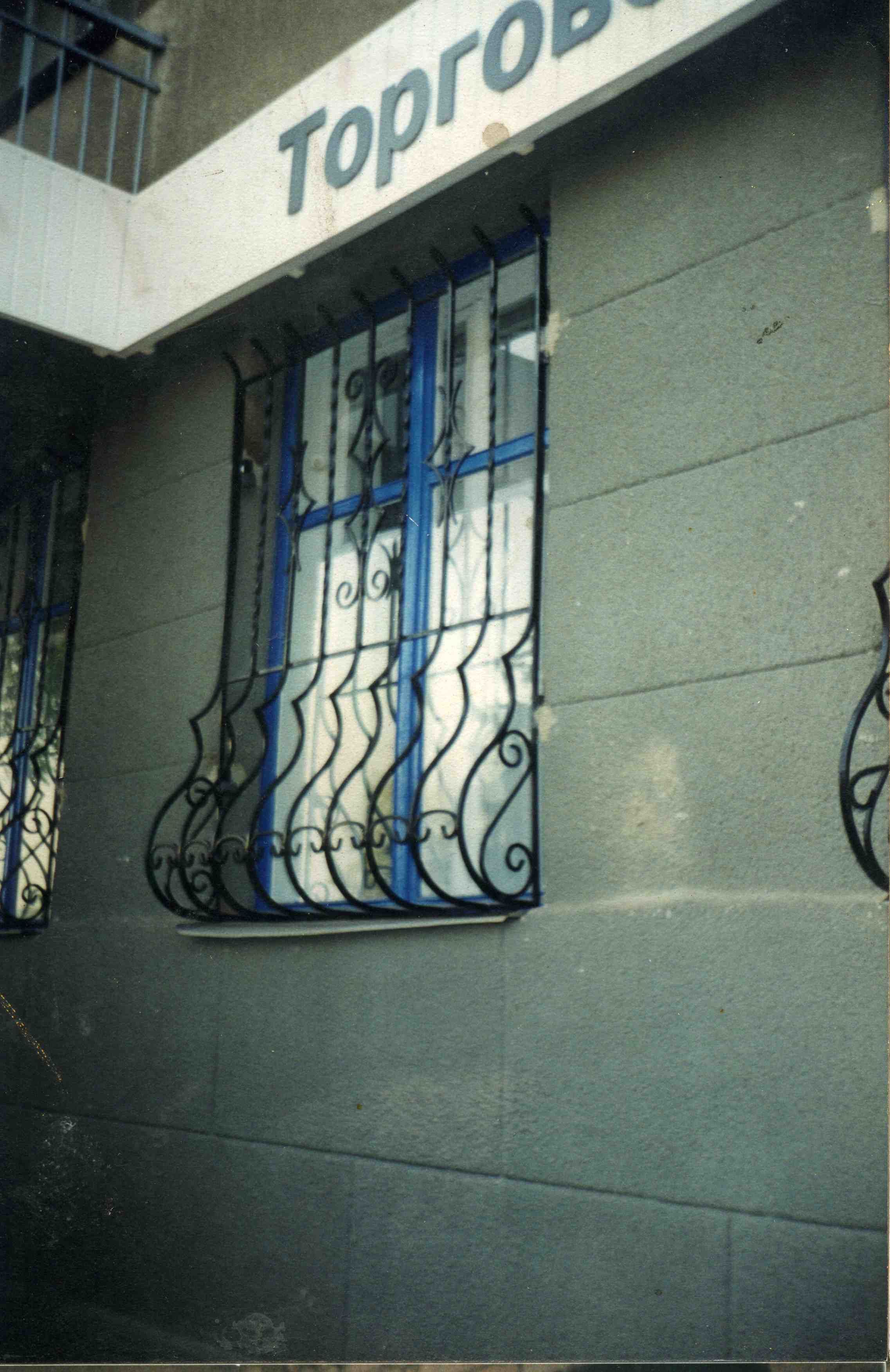 Решетки на окна, балконы, калитки, тамбурные двери