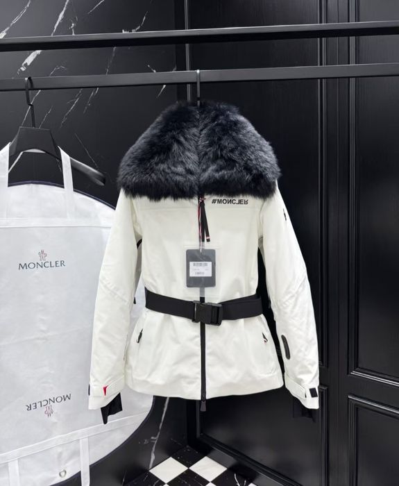 Лижний жіночий костюм комплект Moncler Gortex з лисячим коміром