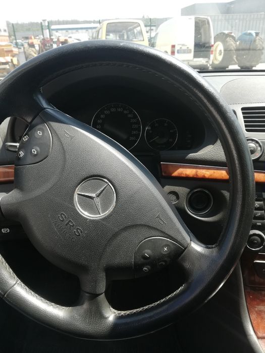 Mercedes E320 CDI 2005 (Peças)