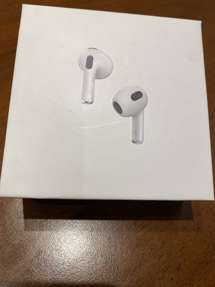 Słuchawki AirPods 3