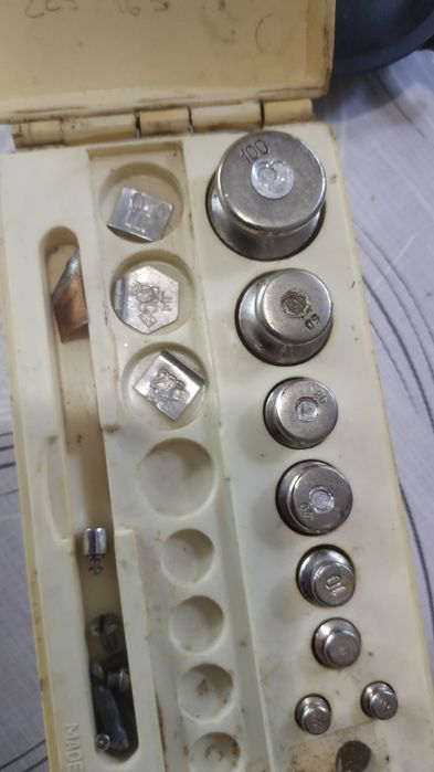 Ваги лабораторні ювелірні