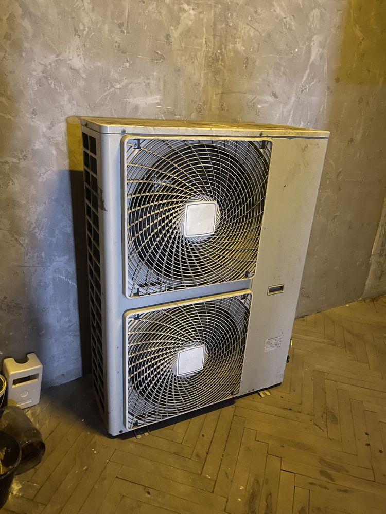 Продам кондиціонер Daikin RY125B7W1 касетний