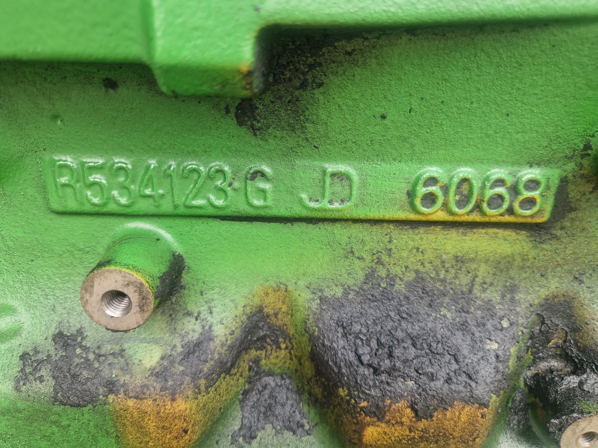 John deere silnik blok R534123  / 6068  /