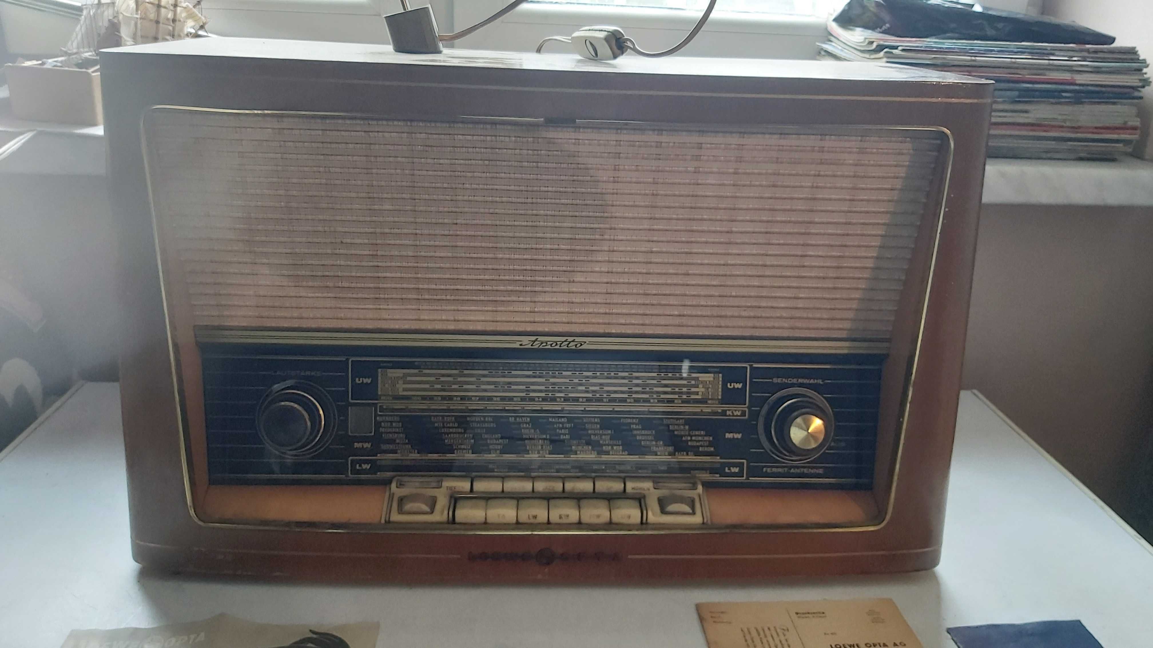 Radio lampowe Loewe Opta APOLLO zabytkowe stare antyk