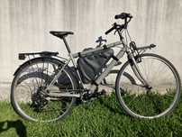 Bicicleta roda 28" de cidade/touring c/ rack e acessórios/extras