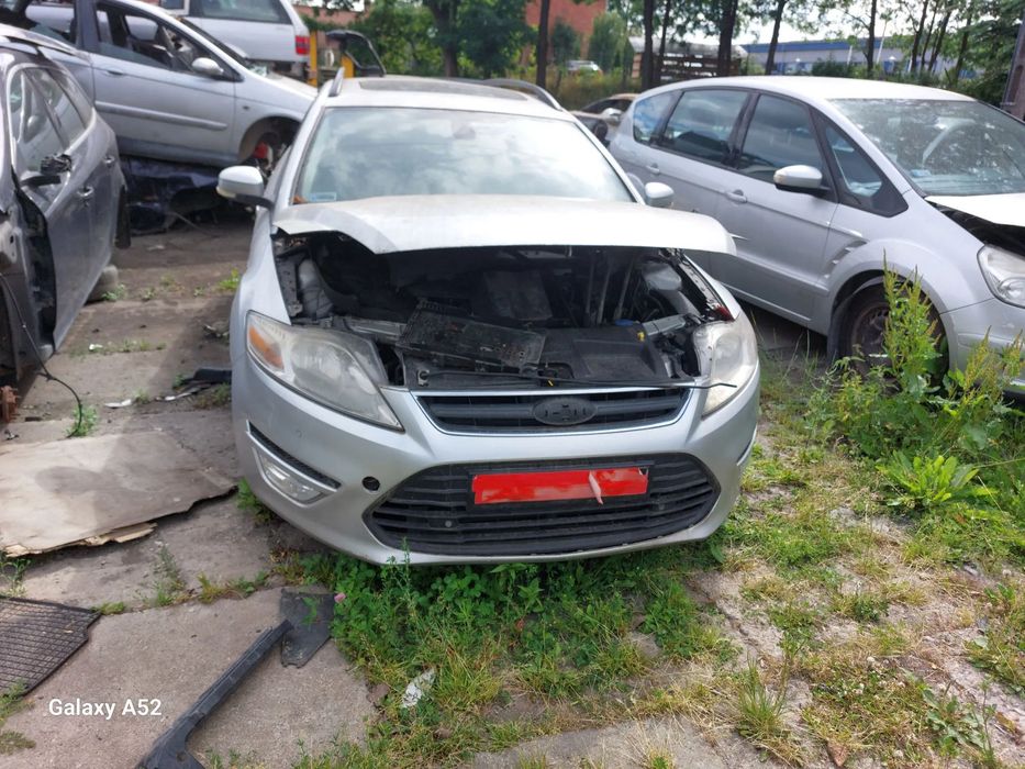 Zderzak FORD MONDEO MK4 2,0 D  maska,lampy,drzwi,klapa.....