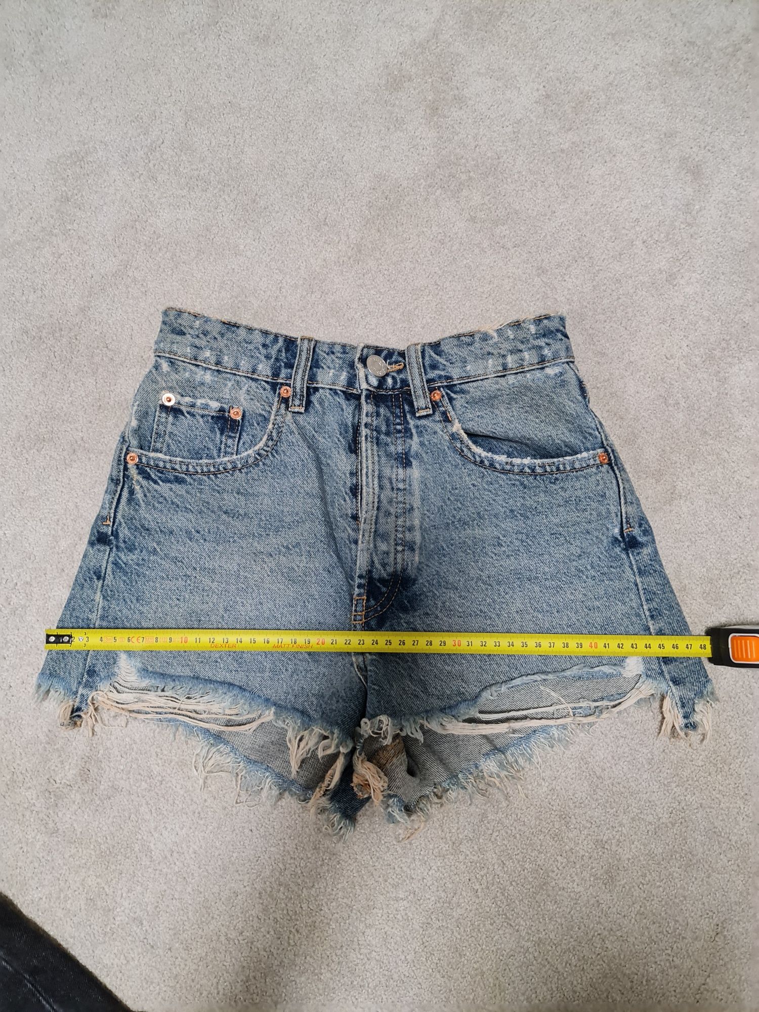 Zara spodenki damskie jeansowe rozmiar 34. Wysyłka OLX