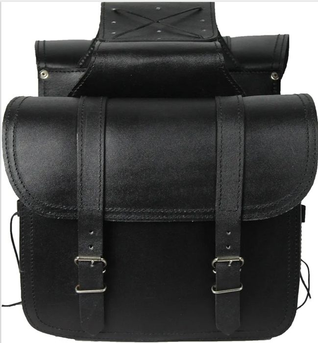 Malas Alforges pretas em pele