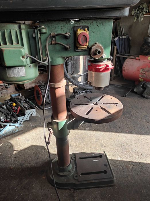 Coluna vertical de furar