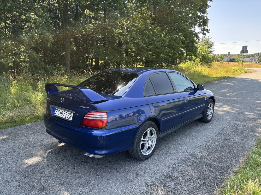 Honda accord 1.8 vtec