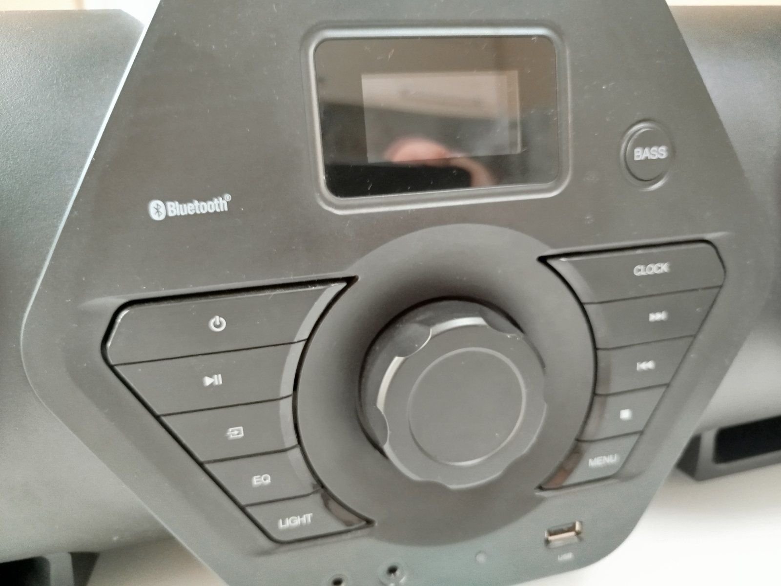 Продам Музичний центр JVC RV-NB300DAB