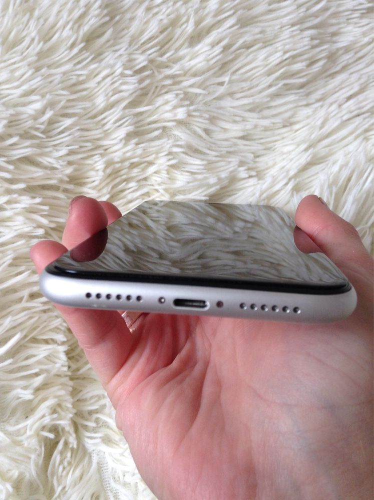 iPhone Xr, 128 Gb, white