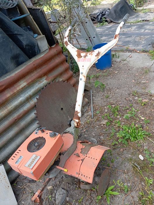 Glebogryzarka spalinowa