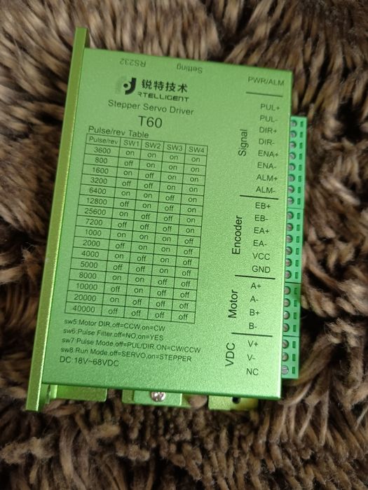 T60 - 2 fazowy napęd krokowy