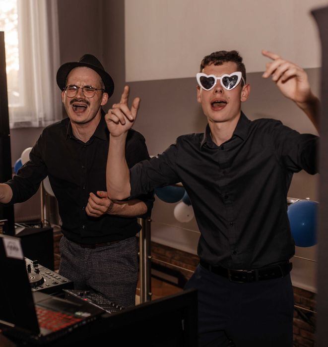 Dj na wesele, urodziny, 18, osiemnastki, rocznice, firmowe, studniówki