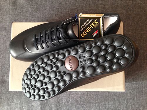 Продам Camper Pelotas Xlite Gore-tex 42