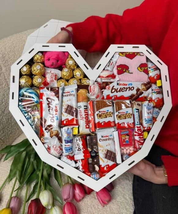 Подарунок дівчині Солодкий бокс подарунок на день народження