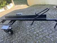 Vendo reboque atrelado para mota ou barco