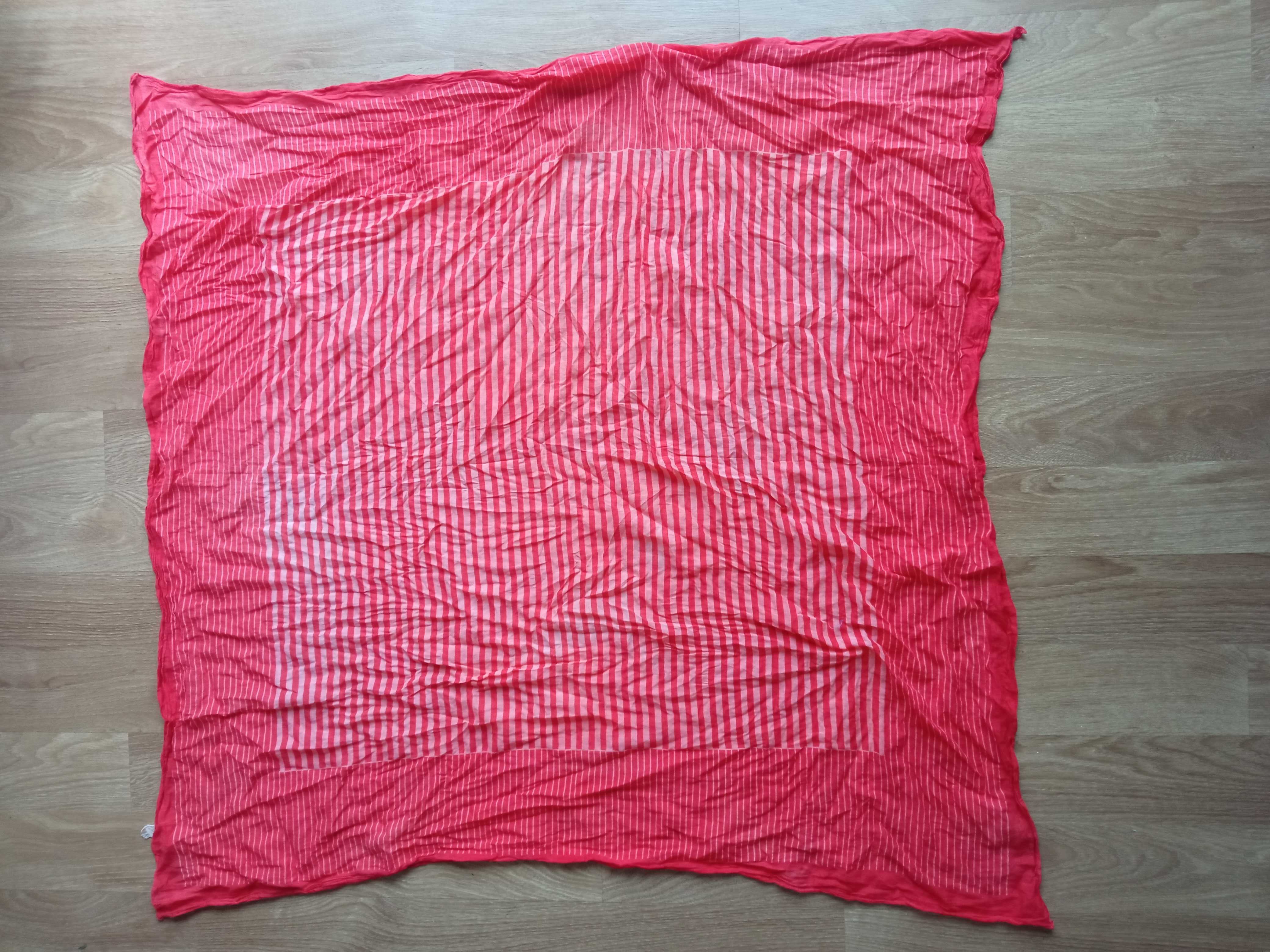 Chusta chustka oversize czerwona w paski 100 x 100