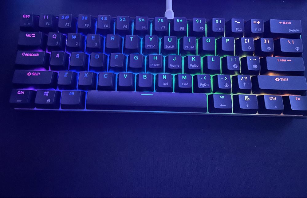 Teclado mecânico rk61 e rato krom keos