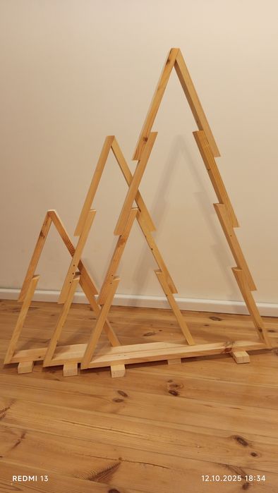 Drewniana choinka stroik