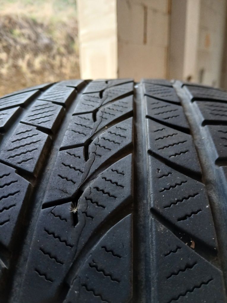 2x opony Falken 235/55/17R