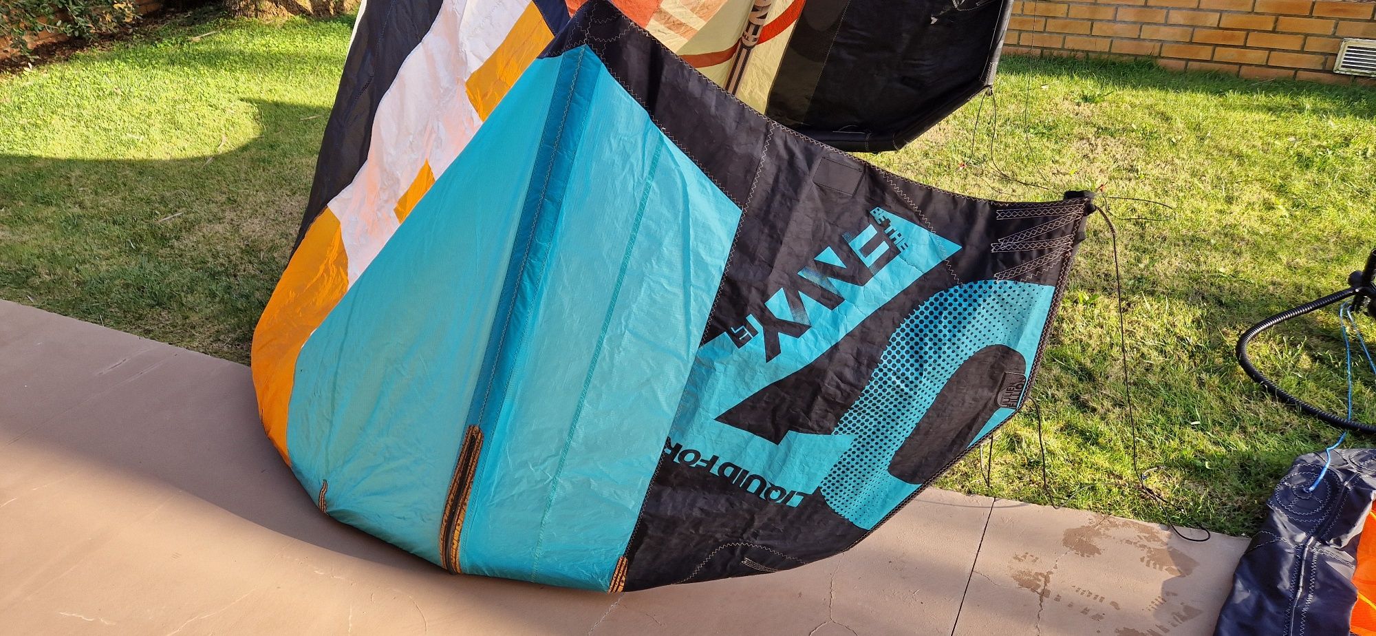 Kitesurf Liquid Force Envy 7