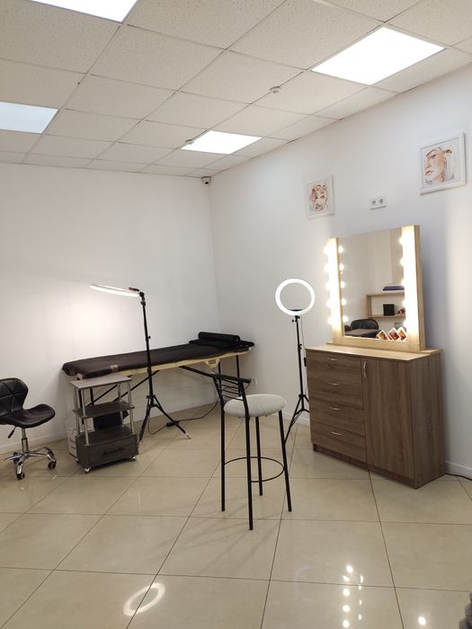 Здаю в оренду  б'юті простір на 96-му кварталі