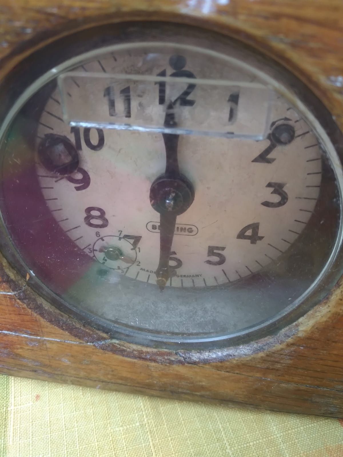 Stary zegar golebiarski