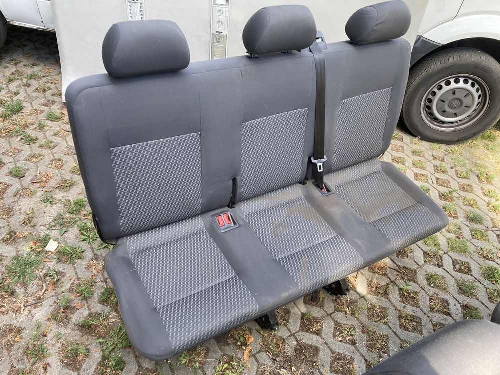 Fotele kanapa srodek vw t5 lift caravelle
