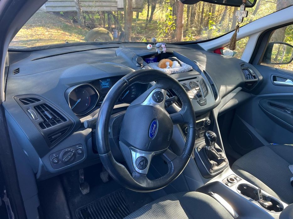 Продам авто Ford C-Max 2011