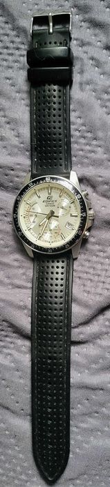 Casio Edifice Chronograph EFV-540D-7AV bardzo dobry stan