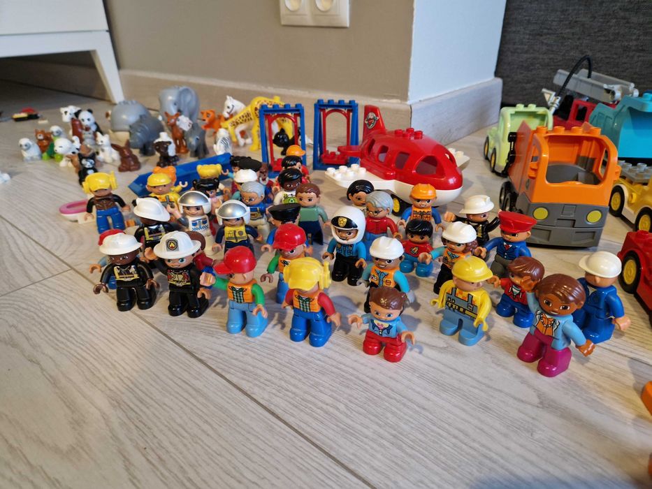 Lego DUPLO, duży zestaw, kolejka, pojazdy, ludziki, zwierzęta