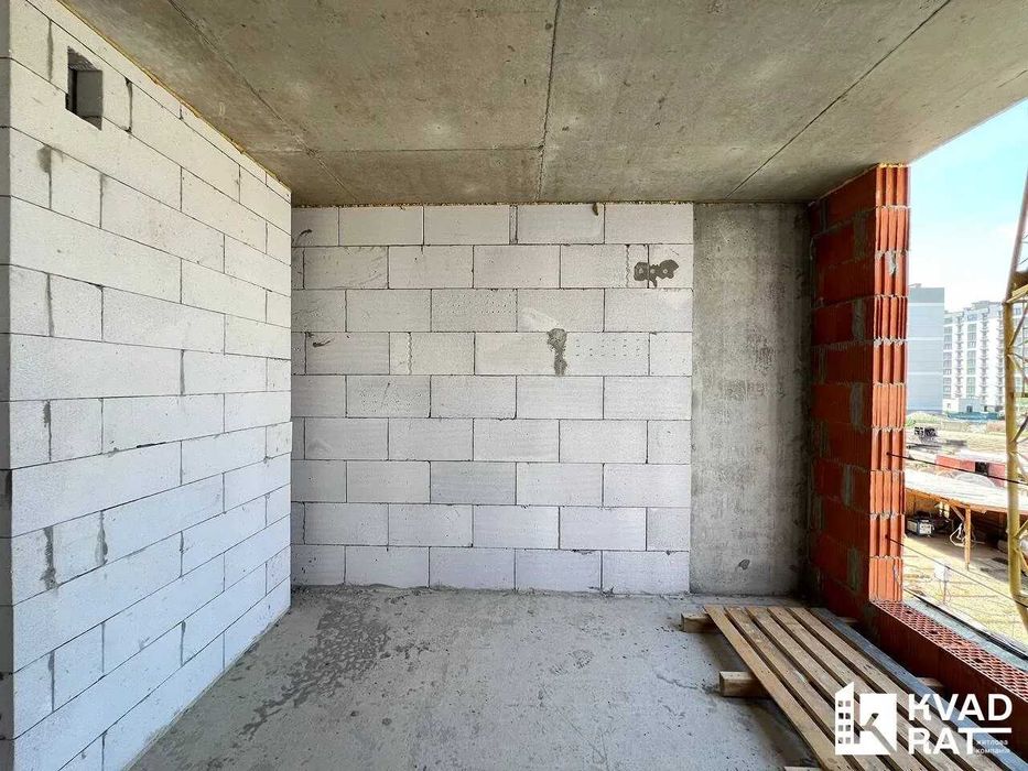 Продаж 1-кім квартири неподалік озера та парку