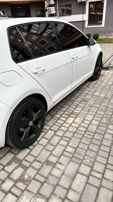 Volkswagen Гольф 7 продам автомобиль 2013 г в хорошем состояни